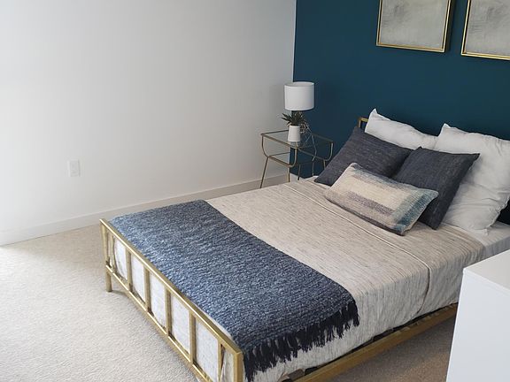 4th image of 1531 SW 37th Ave #7B1