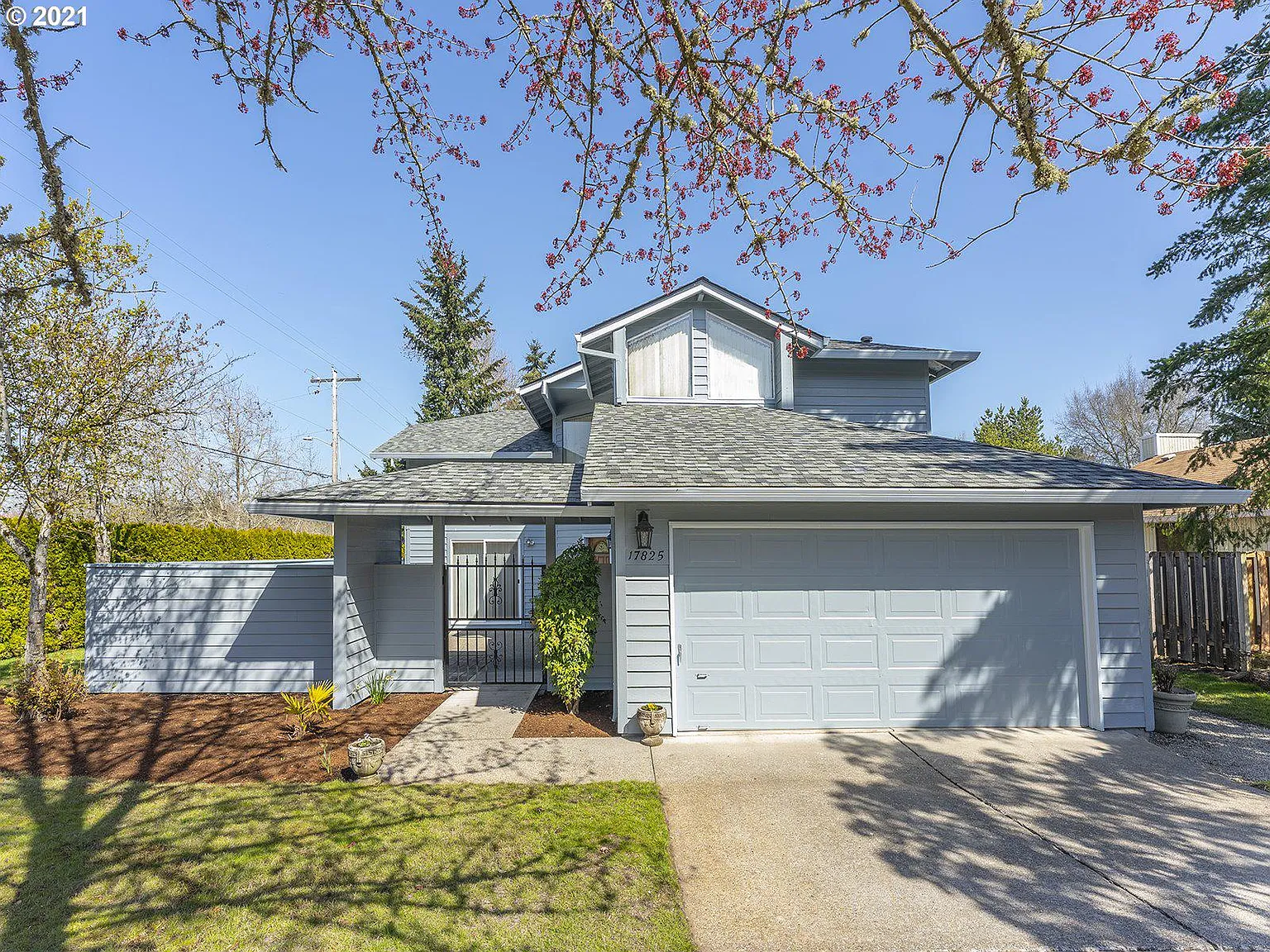 17825 SW Cody Ln photo 1