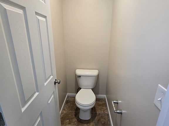 3rd image of 6508 Hammer Ct