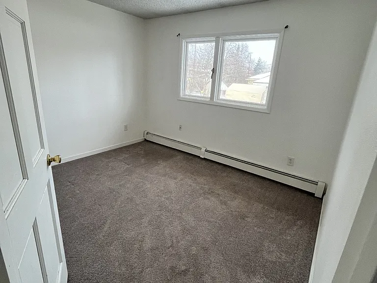 3637 Thompson Ave #2 — Photo 9