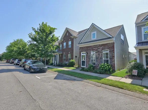 3012 Bienville Dr, Smyrna, TN 37167