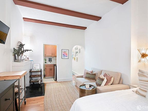 2nd image of 53 Morton St #2H