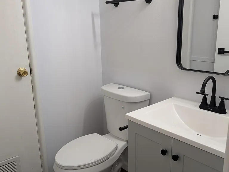 3224 Springfield Dr — Photo 8