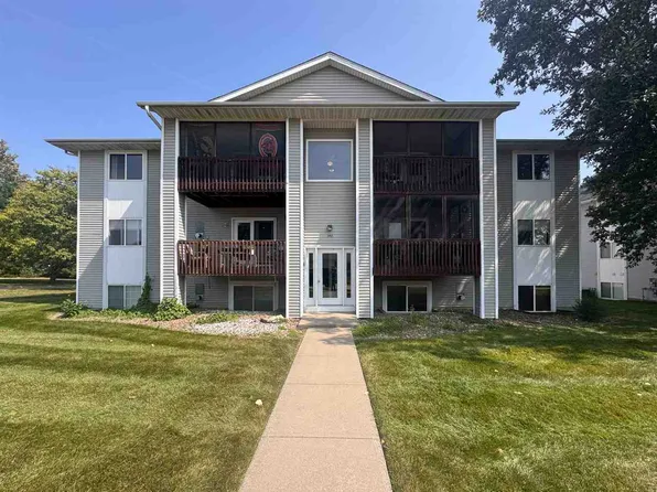 540 Augusta Cir APT 5, North Liberty, IA 52317