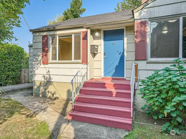 112 29th Avenue E, Seattle, WA 98112
