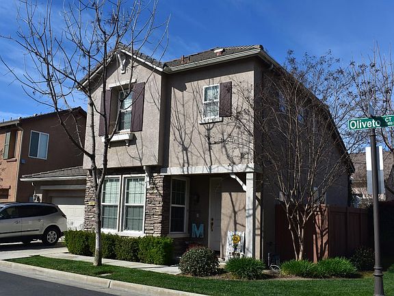2nd image of 1437 N Oliveto Ct