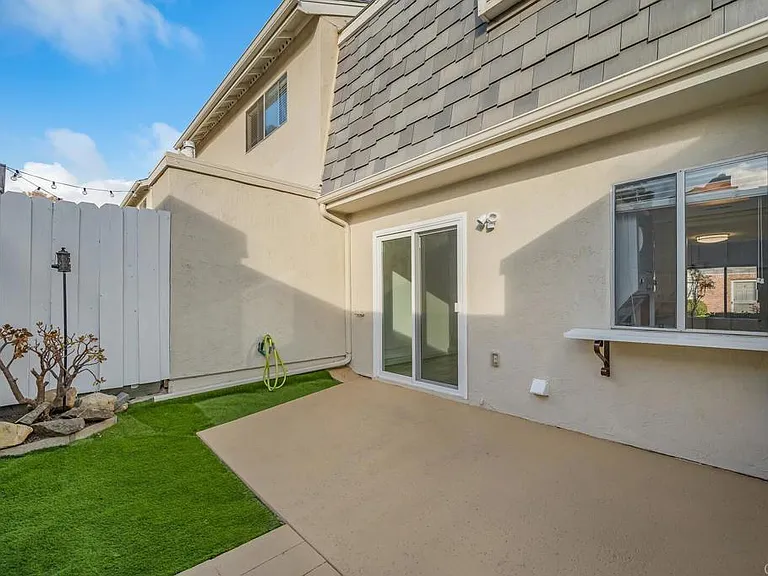 851 Del Mar Downs Rd #E — Photo 18