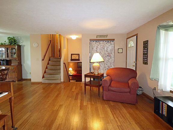 4th image of 6544 Clark Rd