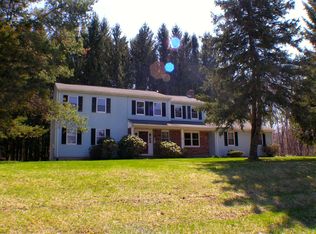 25 Pine Brook Ct, Cheshire, CT 06410
