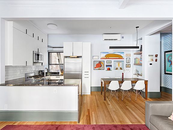 2nd image of 210 W 21st St APT 1FE