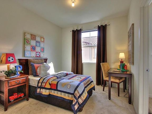3rd image of 1520 Avina Cir Unit 8