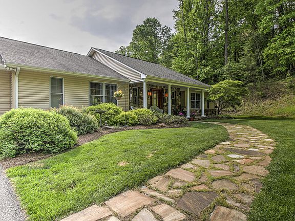 2nd image of 6711 Christopher Dr