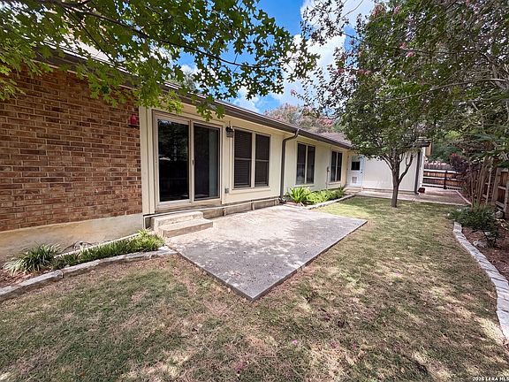 5th image of 1930 SHADOW PARK ST