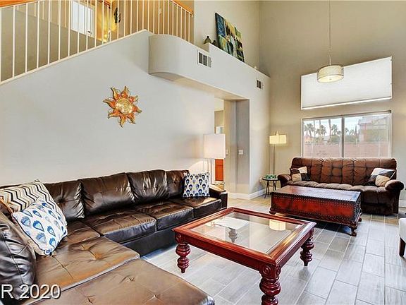 3rd image of 4233 Wickford Dr