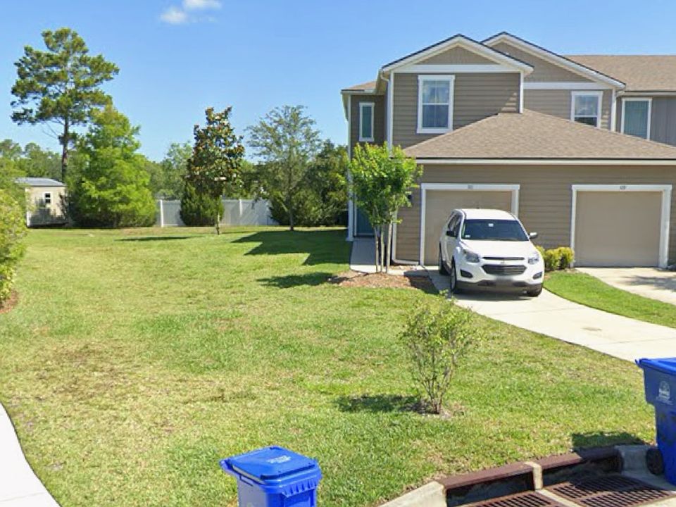 1st image of 105 Whitland Way St