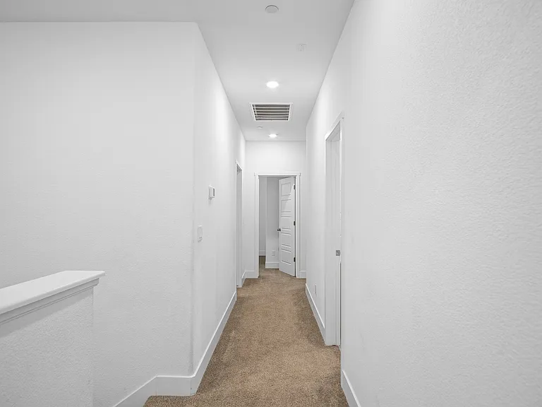 2455-00 Explorador Dr — Photo 20
