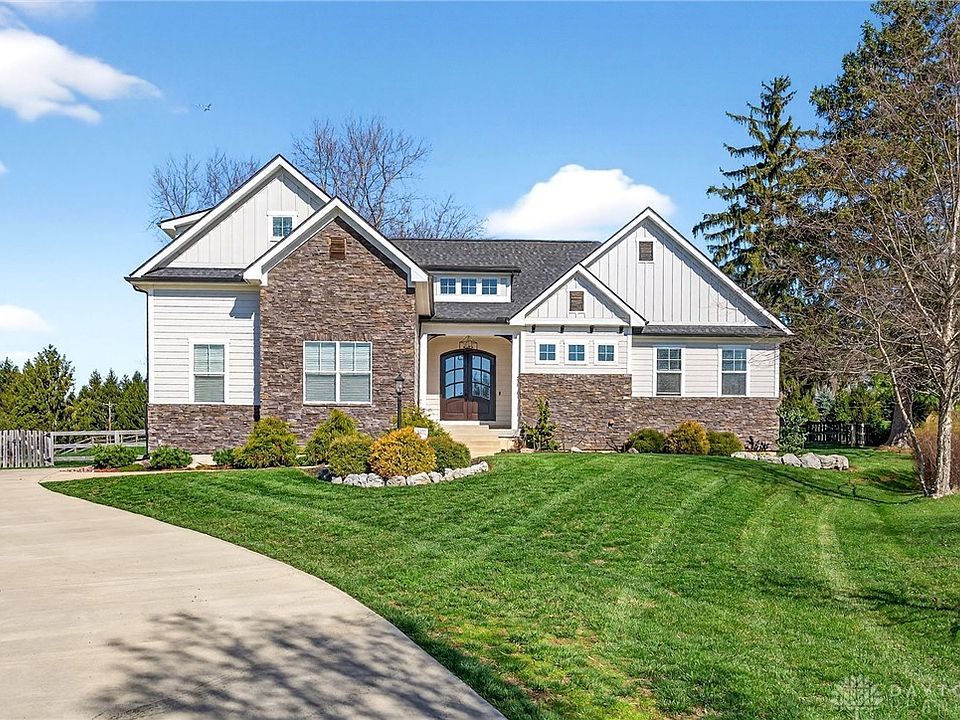 1st image of 7425 Stoneham Cir