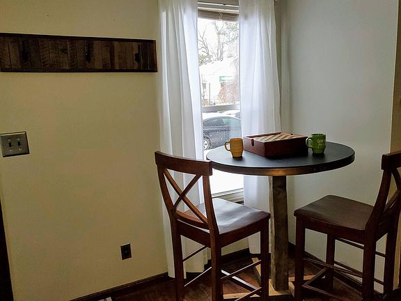 4th image of 273 W Lakeview Ave