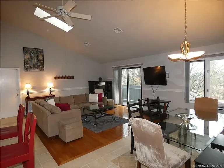 516 Vincellette St #B1 — Photo 11