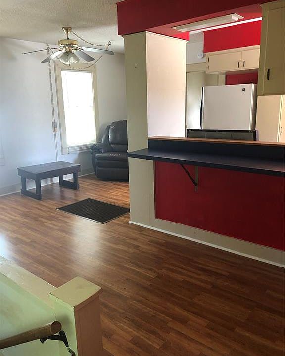 1st image of 1318 Avenue N #B