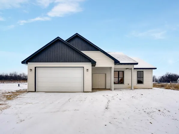 833 223rd St, Osceola, WI 54020