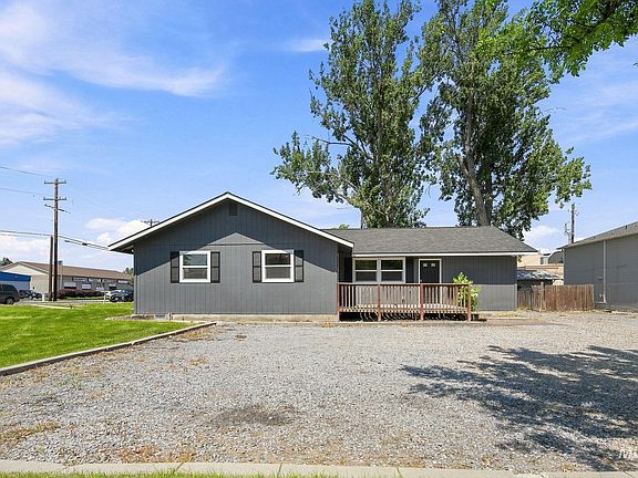 2nd image of 300 N Meridian Rd