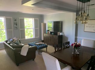 718 Norfolk Ln #B, Alexandria, VA 22314