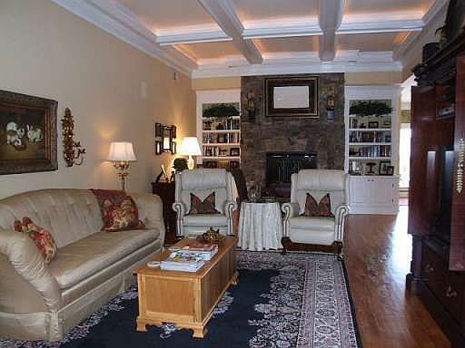 5th image of 2353 Ivy Mountain Dr