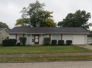 1833 W 38th Pl, Davenport, IA 52806