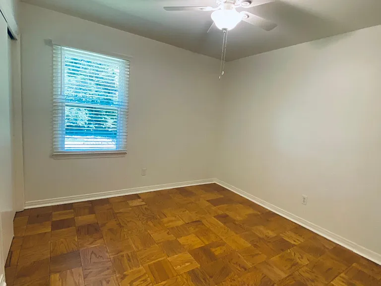 214 Glen Oaks Rd — Photo 18