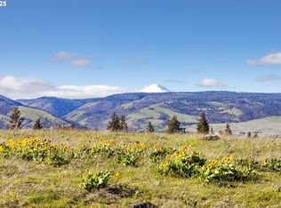 7310 Wagon Rd W, Mosier, OR 97040