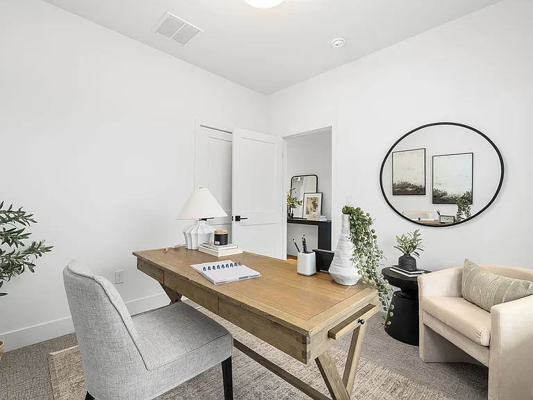 2318 E Ringneck St — Photo 26