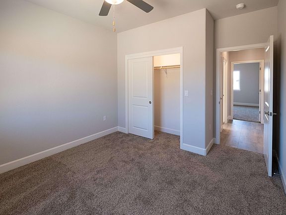 4th image of 240 Kaweah Street