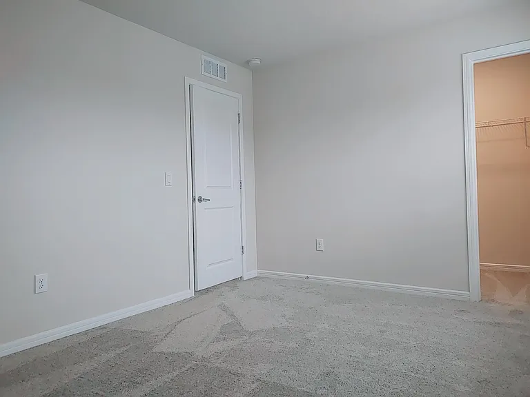 19649 Shady Oak Dr — Photo 11