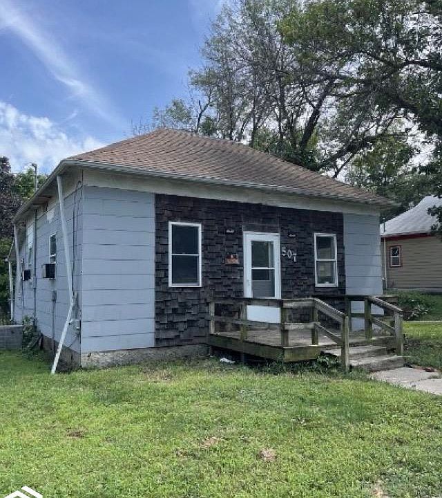 1st image of 507 Fir St