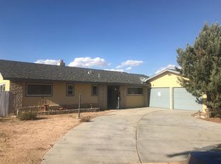 17600 Danbury Ave, Hesperia, CA 92345