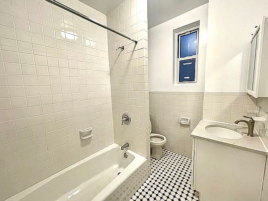 3rd image of 43-09 31st Ave #3T