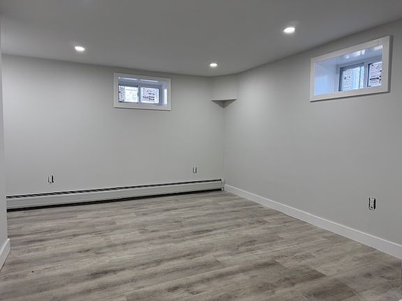3rd image of 200 E Madison Ave #3