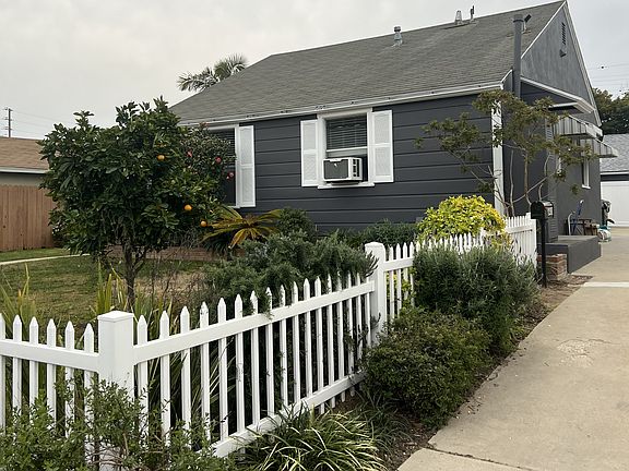 2nd image of 6406 W 86th Pl