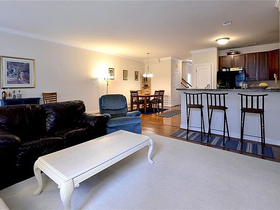 5th image of 417 Lewis Burwell Pl
