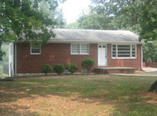 2203 E Stadium Dr, Eden, NC 27288