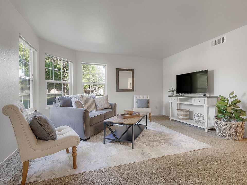 Oak Meadow Apartments 1450 Springfield Dr Chico CA Zillow