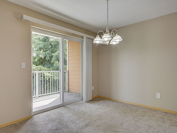 5th image of 1700 SW Mulberry Pl APT A203