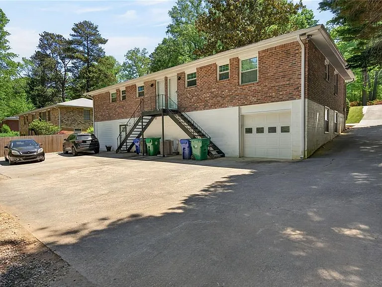 1360 Willivee Dr — Photo 12