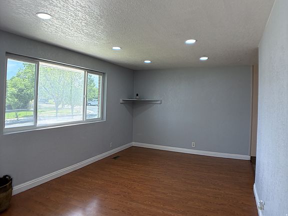 5th image of 3452 S 7930 W