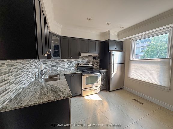 2nd image of 2440 Bromsgrove Rd E #138