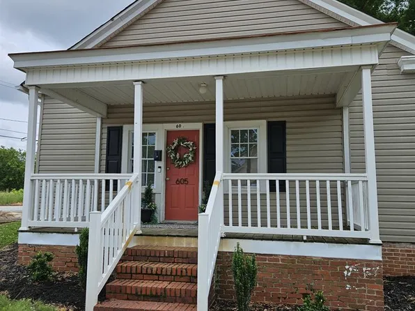 605 Round St, Woodruff, SC 29388