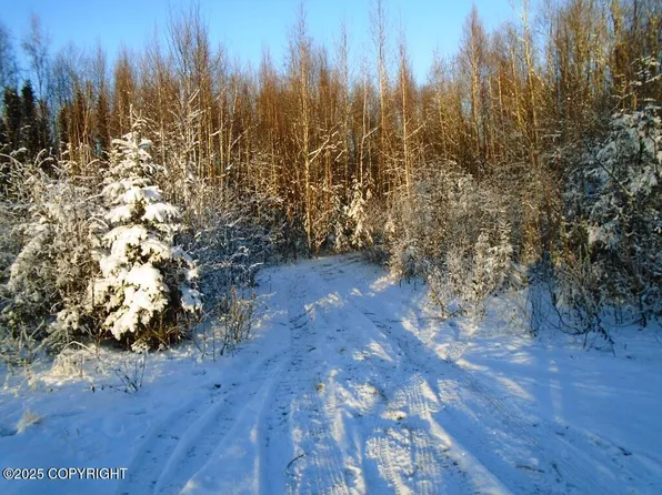 L1 W Shearwater St, Wasilla, AK 99623