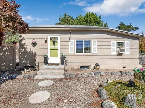 1437 4th Ave E, Twin Falls, ID 83301