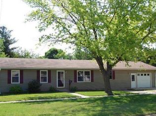 1045 State St, Garner, IA 50438